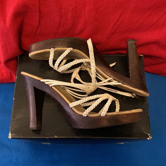 Wood platform sandals - Picture 3 of 7